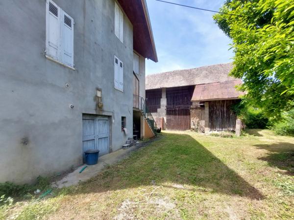 Maison et grange à vendre à SAINTE HELENE DU LAC (73)