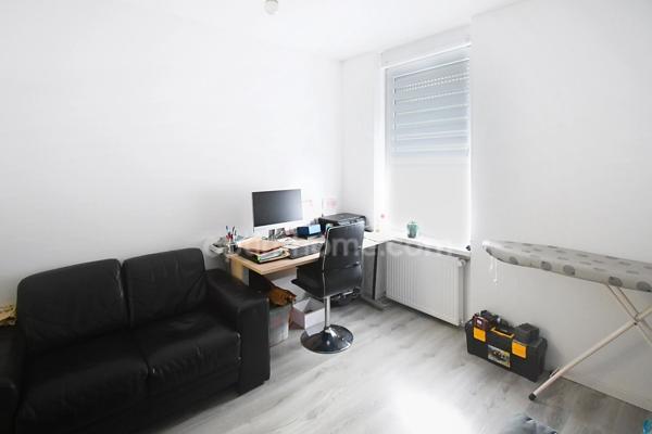 MAISON 121 M² HAB. / 130 M² AU SOL – 4 CHAMBRES – JARDIN – HERSERANGE