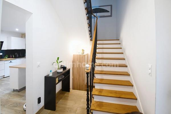 MAISON 121 M² HAB. / 130 M² AU SOL – 4 CHAMBRES – JARDIN – HERSERANGE