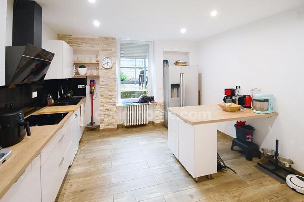 MAISON 121 M² HAB. / 130 M² AU SOL – 4 CHAMBRES – JARDIN – HERSERANGE