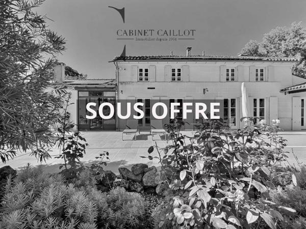 Superbe MAISON CHARENTAISE - Sortie SAINTES Rive Gauche (réf. 11548)