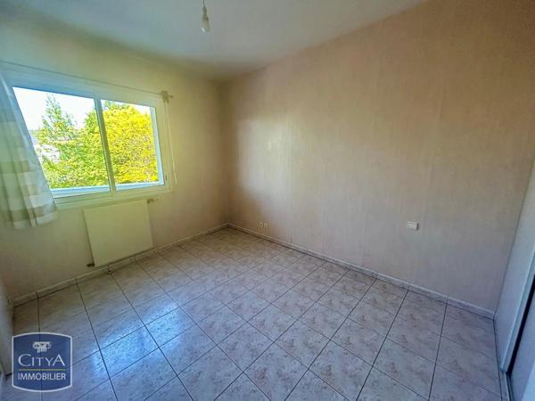 Appartement à louer 2 pièces 43m² Cholet (49300)