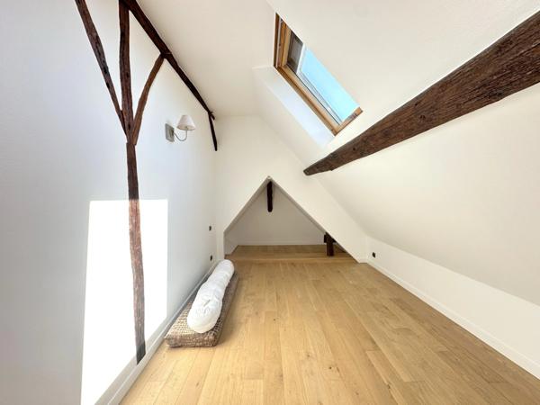 Chuisnes - 28190, à 1h20 de Paris - Propriété de 355 m² (séparable en deux maisons), jardin paysager, piscine chauffée