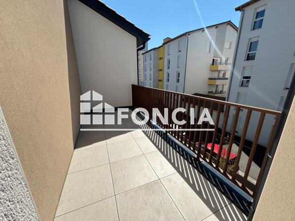 Location Appartement 2 pièces 44.18 m² - 69 RUE ROGER SALENGRO Amberieu En Bugey 01500