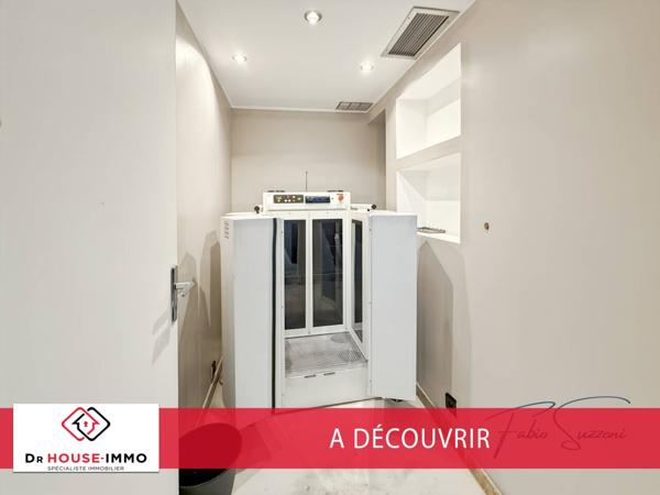 Commerce à vendre 10 pièces de 133 m²