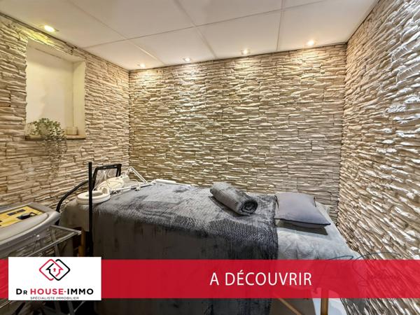 Commerce à vendre 10 pièces de 133 m²
