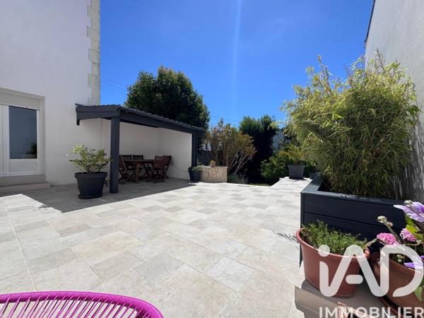 Maison à vendre 8 pièces 200 m² La Rochelle