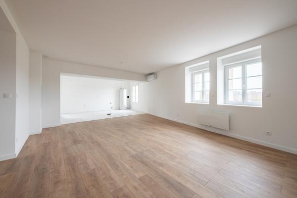 Duplex lumineux, volumes rares ,vue dégagée sur les champs