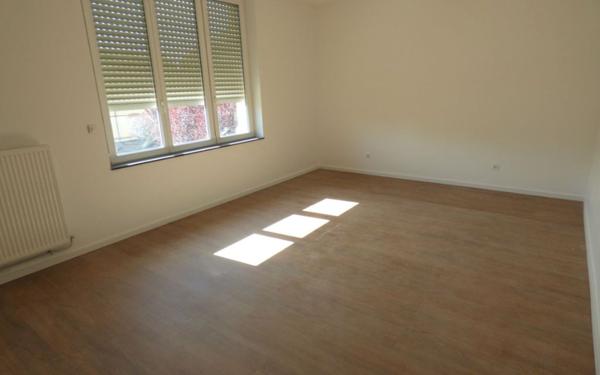 Appartement à louer    4 pièces •  Rombas