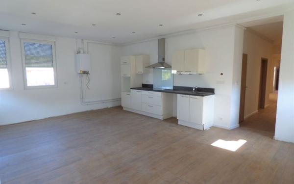 Appartement à louer    4 pièces •  Rombas