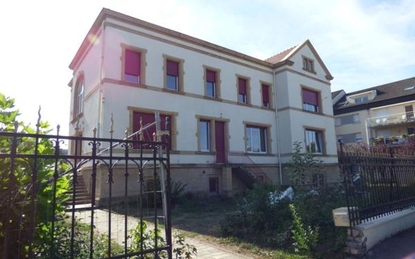 Appartement à louer    4 pièces •  Rombas