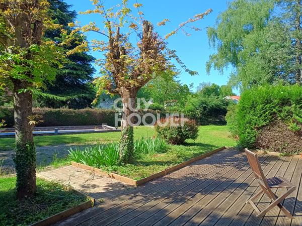 VENTE d'une maison T6 (150 m²) à Ruy Montceau