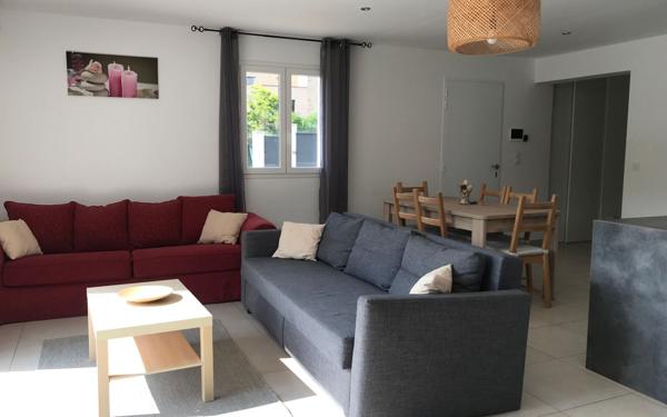 Maison à vendre    4 pièces • 88 m2 Nyons