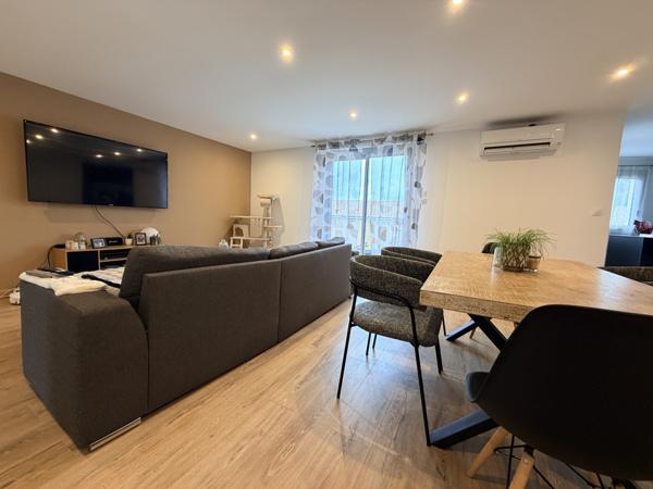 Clermont-l'Hérault (34800) Appartement 4 pièces dernier étage avec terrasse