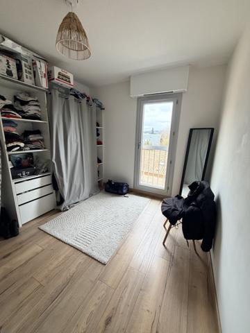 Clermont-l'Hérault (34800) Appartement 4 pièces dernier étage avec terrasse