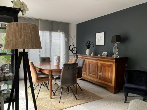 Maison familiale - 4 chambres et 1 bureau