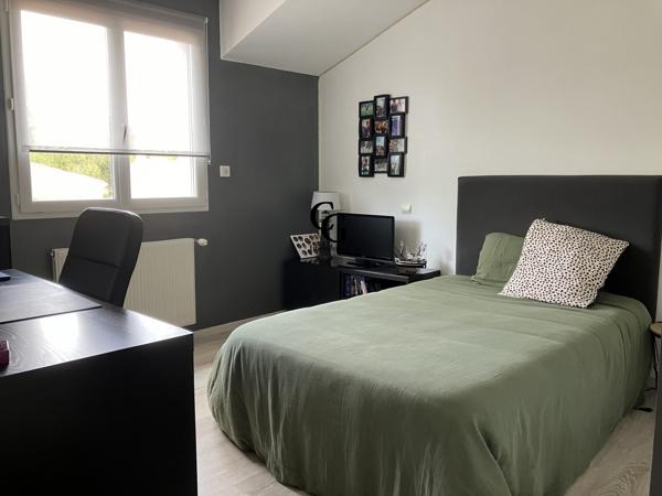 Maison familiale - 4 chambres et 1 bureau