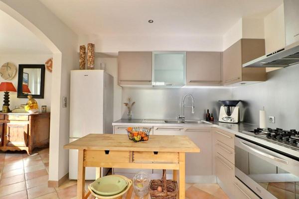 Maison Le Beausset 6 pièces avec piscine sur une parcelle de 5050 m2