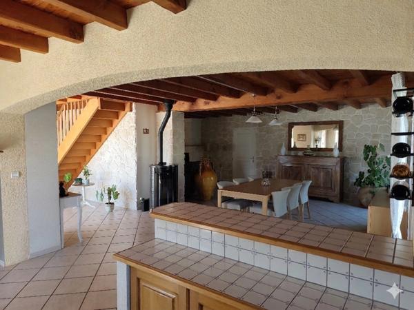 Maison à vendre 5 pièces LA COURONNE (16)