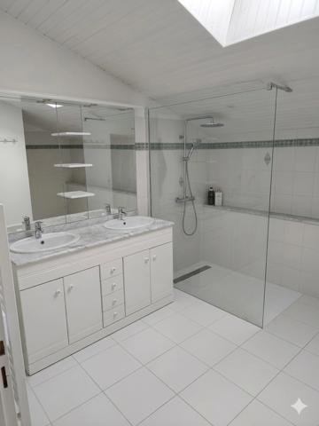 Maison à vendre 5 pièces LA COURONNE (16)