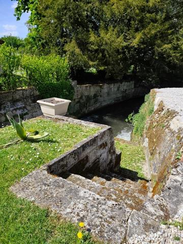 Maison à vendre 5 pièces LA COURONNE (16)