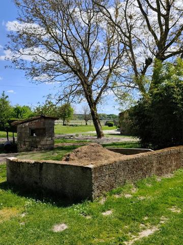 Maison à vendre 5 pièces LA COURONNE (16)