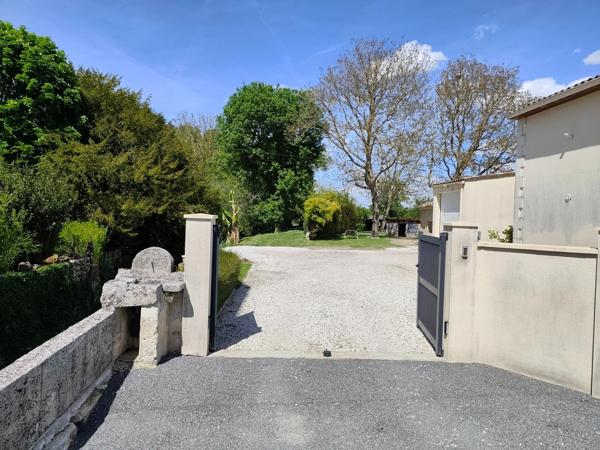 Maison à vendre 5 pièces LA COURONNE (16)