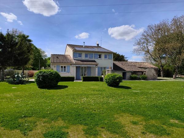 Maison à vendre 5 pièces LA COURONNE (16)