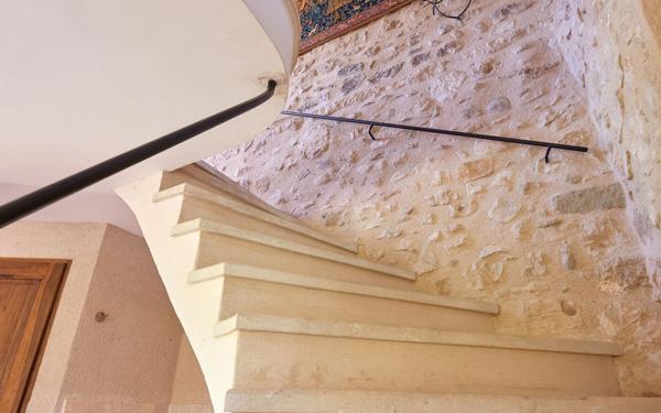 Maison à vendre    7 pièces •  Forcalquier