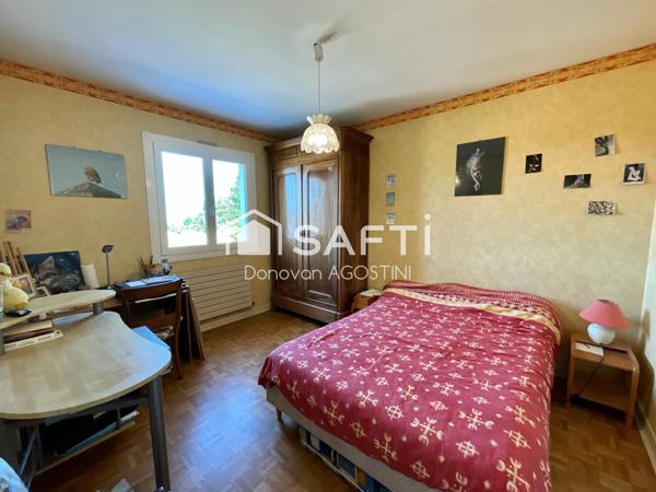 Maison 6 pièces, 5 chambres avec 2 garages