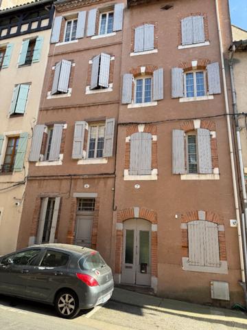 Albi . Immeuble de rapport