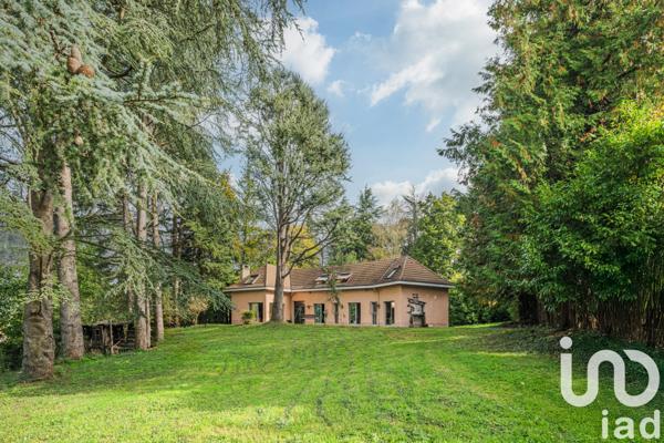 Maison à vendre 5 pièces 216 m² Brié-et-Angonnes