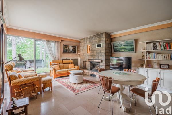 Maison à vendre 5 pièces 216 m² Brié-et-Angonnes