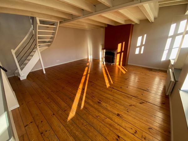 A LOUER : T3 à LILLE • Rue de Jemmapes - VIEUX-LILLE • 970 € CC • Réf. 110-003