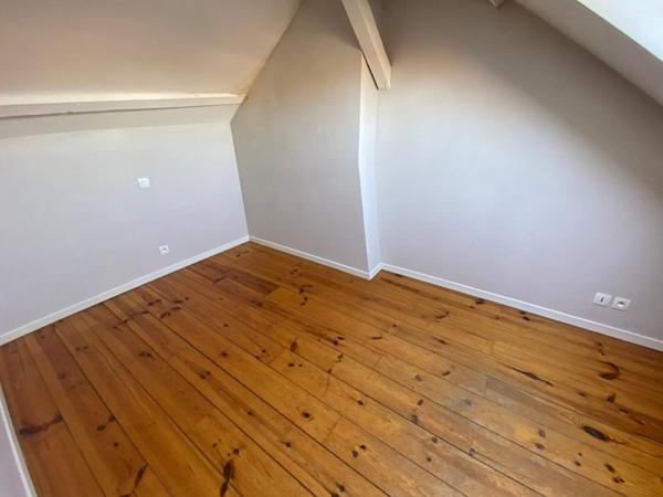 A LOUER : T3 à LILLE • Rue de Jemmapes - VIEUX-LILLE • 970 € CC • Réf. 110-003