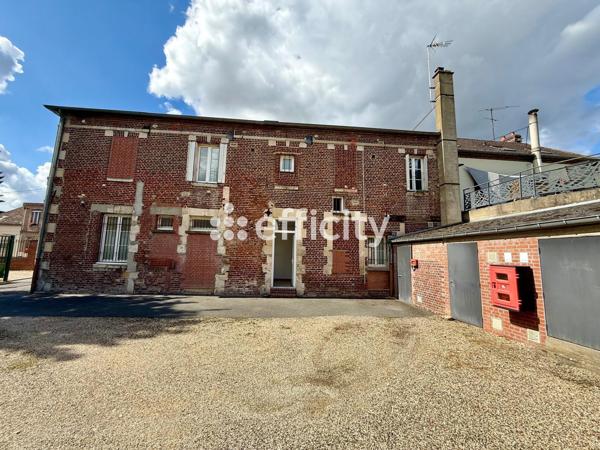 Immeuble 14 pièces - 254 m²