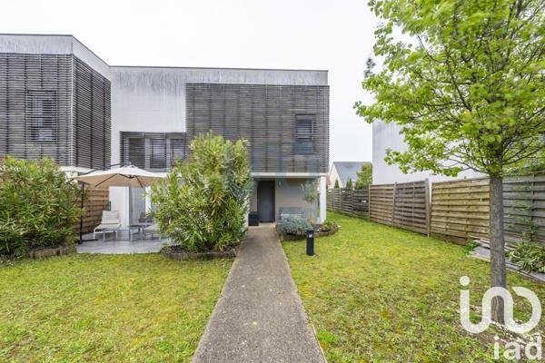 Maison 5 pièces de 93 m² à Moissy-Cramayel (77550)