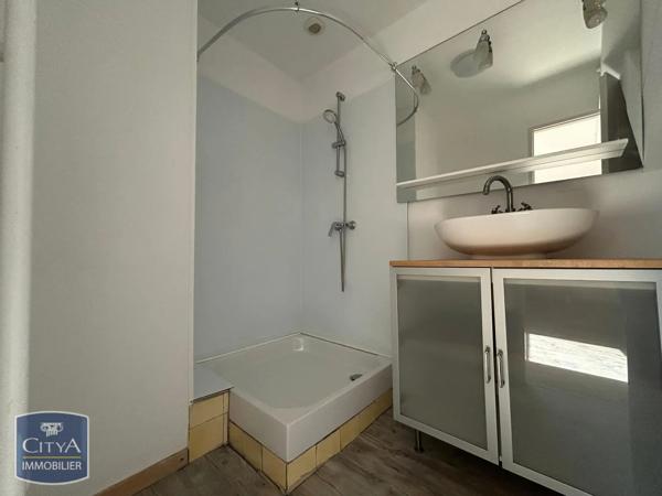Appartement à louer 3 pièces 49.95m² Sorgues (84700)