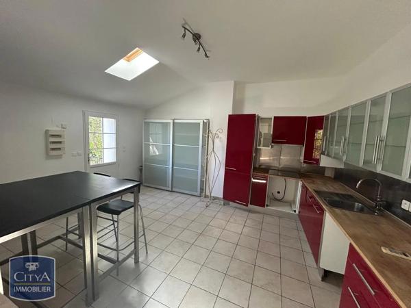 Appartement à louer 3 pièces 49.95m² Sorgues (84700)