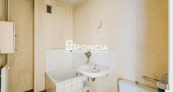 À vendre Studio 27 m² - ÉChirolles 38130