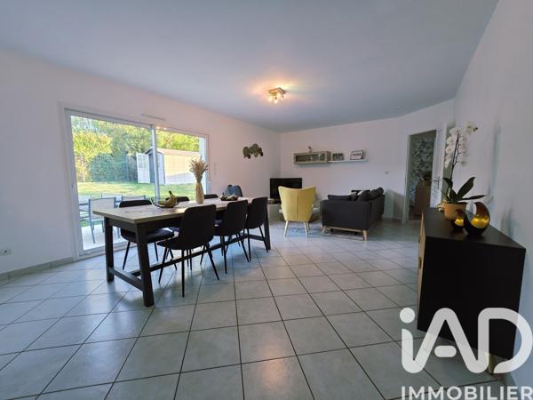 Maison à vendre 4 pièces 96,95 m² Tonnay-Charente