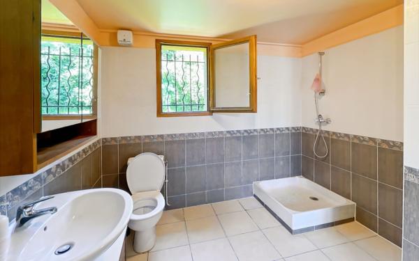 Maison à vendre    5 pièces • 100 m2 Chancelade