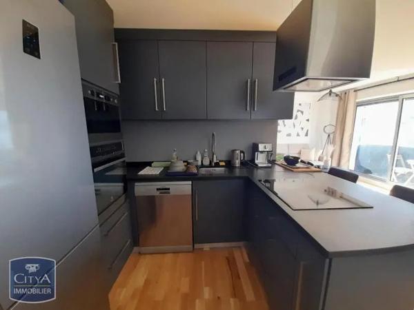 Appartement à louer 2 pièces 47.8m² Limoges (87100)