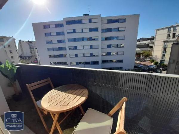 Appartement à louer 2 pièces 47.8m² Limoges (87100)