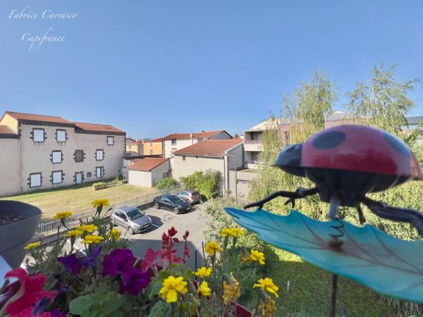 Appartement à vendre 3 pièces AULNAT de 67,60 m² au sein d'une résidence récente et sécurisée