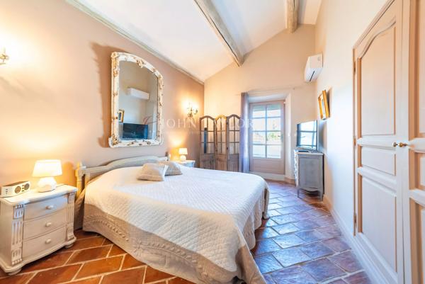 Vente Mas Provençal Luberon : Propriété de Prestige