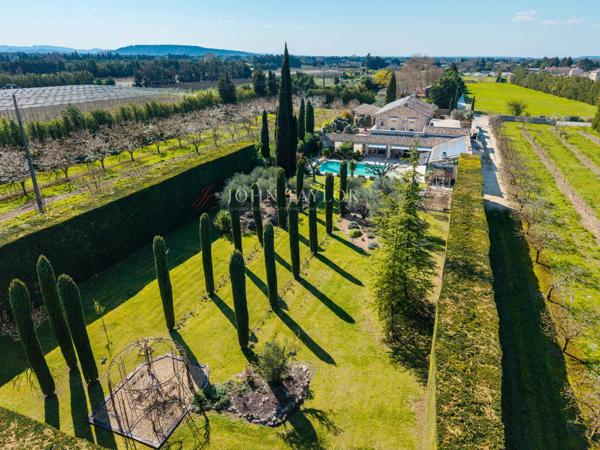 Vente Mas Provençal Luberon : Propriété de Prestige