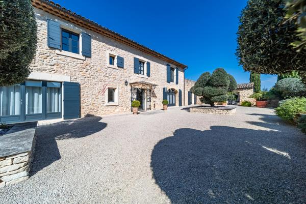 Vente Mas Provençal Luberon : Propriété de Prestige