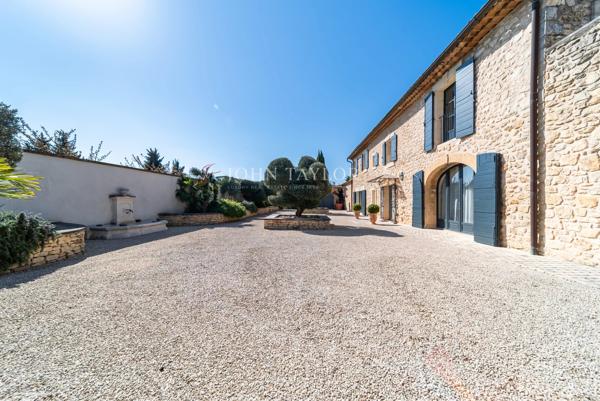 Vente Mas Provençal Luberon : Propriété de Prestige