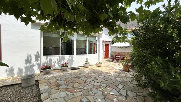 Maison
                                                                                                                                                                                                                                                                                                                        4 pièce(s)                                                                                                                                                                                                          3 chambre(s)                                                                                                                                                                                                          125  m²